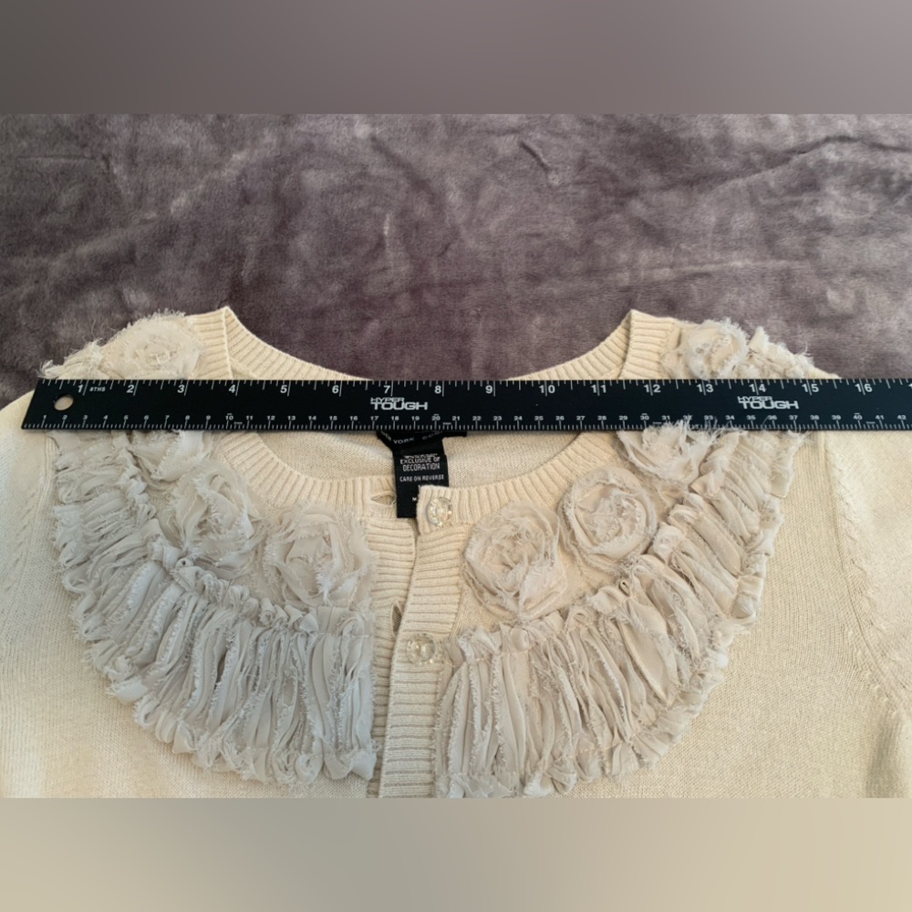New York and Co. Ivory Floral Embellished Cardigan - Picture 6 of 11